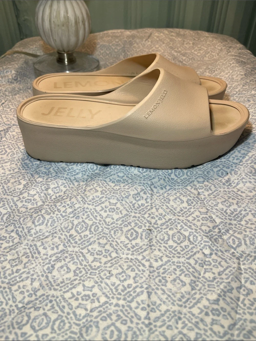 Lemon Jelly Women’s Creamy  Tan Platform Slide Sandals size 41 EU/ 10.5 US